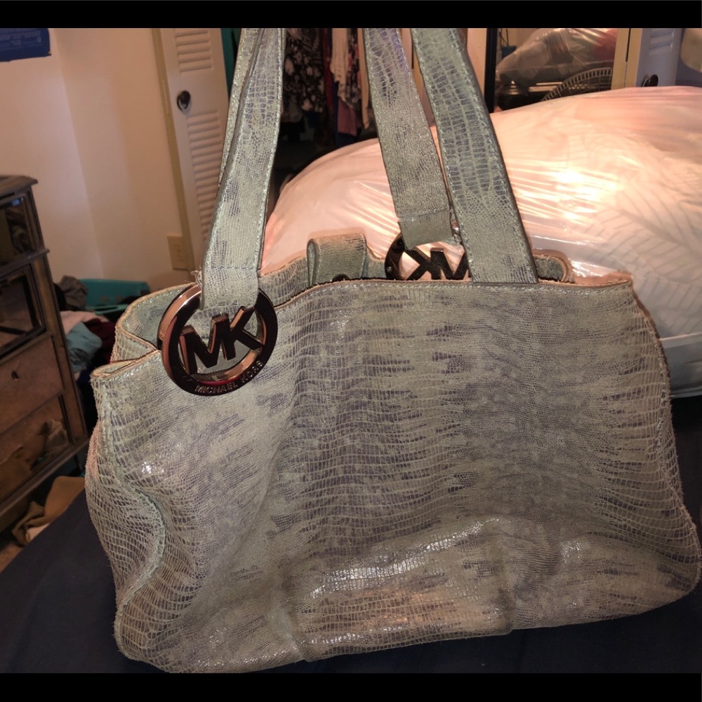 Micheal Kors Purse
